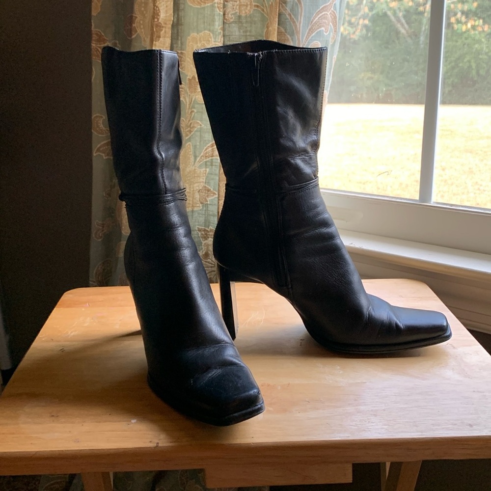 Black boots